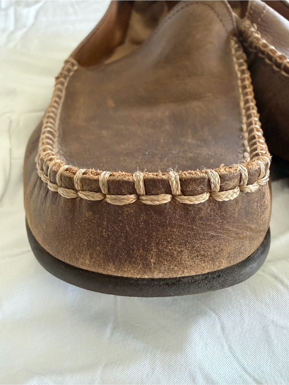 Frye Men’s Chestnut brown Leather driving  Moccasin Loafers 9 - Picture 9 of 11